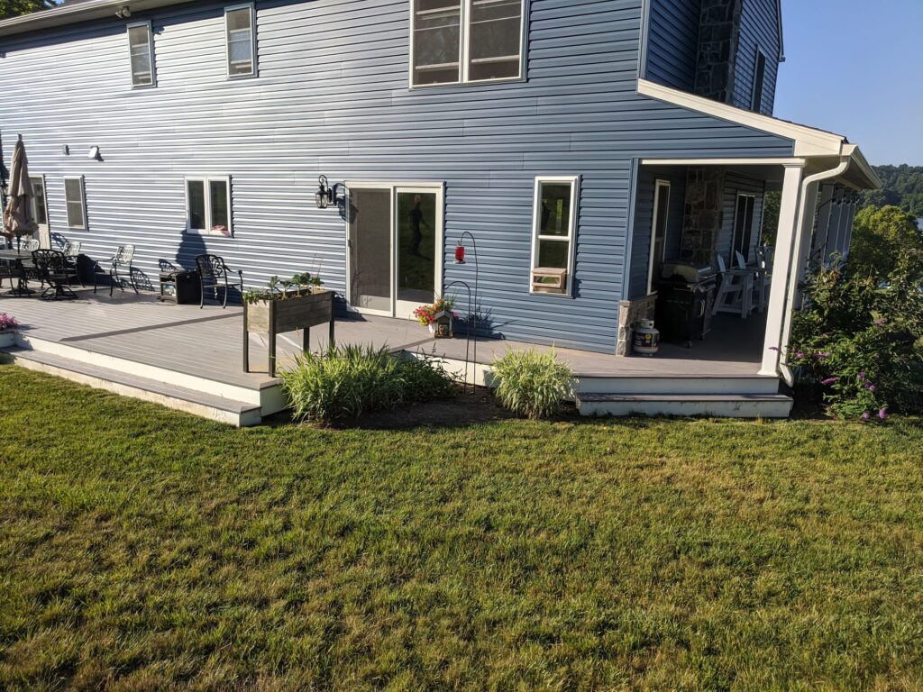 Deck With Flower Bed In Ephrata, Pa 5 Composite Decking